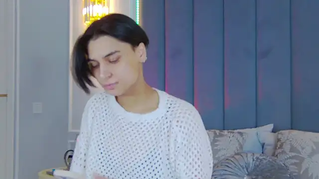 VioletAsh online show from 6, 10, 2025