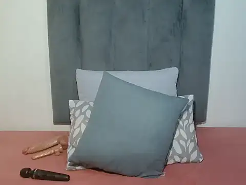 GorillaGripCunt77 online show from 10, 11, 2025