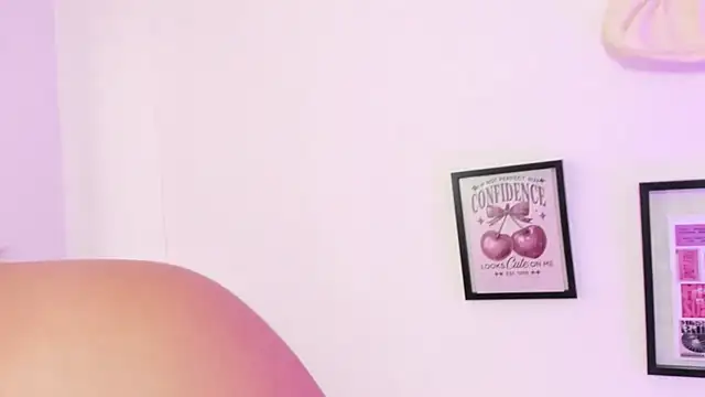 Snapshot of Candy_Velvet chatting on 3, 7, 2026 Candy Velvet online show from 3, 7, 2026