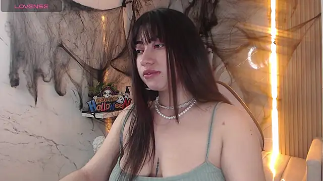 Snapshot of Sophia_tf chatting on 14, 10, 2025 Sophia tf online show from 14, 10, 2025