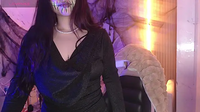 Snapshot of Sophia_tf chatting on 28, 10, 2025 Sophia tf online show from 28, 10, 2025