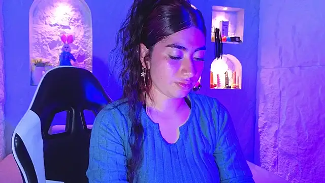 Sophia tf online show from 30, 3, 2026