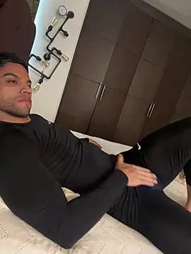 Tomy maylon online show from 23, 11, 2025