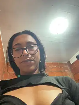 Snapshot of Emma__cumlovee chatting on 22, 6, 2026 Emma cumlovee online show from 22, 6, 2026