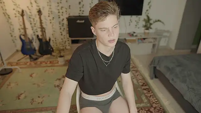 RusBradPitt online show from 19, 12, 2025