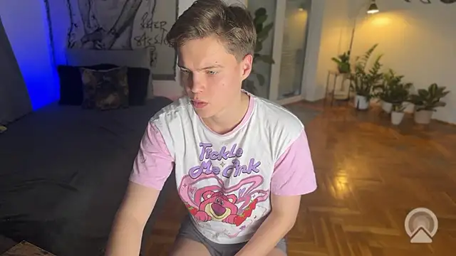 RusBradPitt online show from 10, 2, 2026