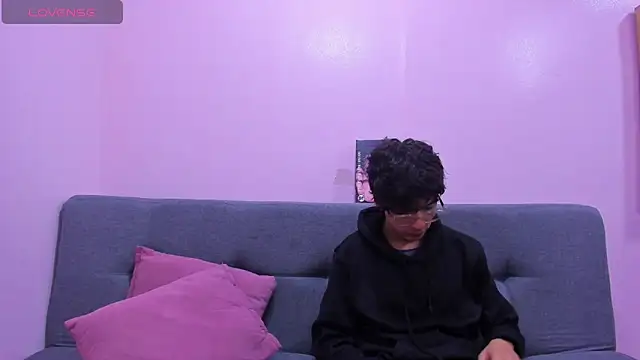 Snapshot of Desire_Ecstasy chatting on 2, 10, 2025 Desire Ecstasy online show from 2, 10, 2025