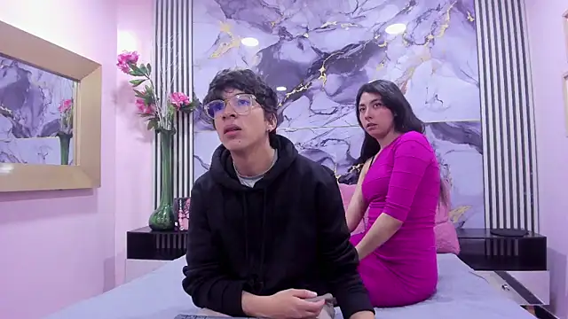 Snapshot of Desire_Ecstasy chatting on 9, 10, 2025 Desire Ecstasy online show from 9, 10, 2025