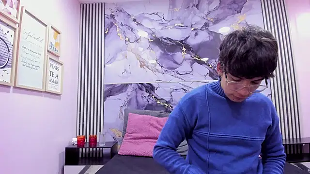 Snapshot of Desire_Ecstasy chatting on 4, 11, 2025 Desire Ecstasy online show from 4, 11, 2025