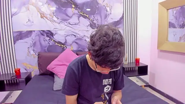 Snapshot of Desire_Ecstasy chatting on 16, 11, 2025 Desire Ecstasy online show from 16, 11, 2025