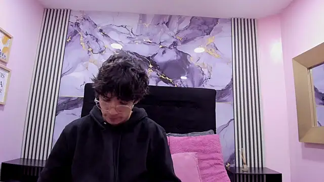 Snapshot of Desire_Ecstasy chatting on 18, 11, 2025 Desire Ecstasy online show from 18, 11, 2025