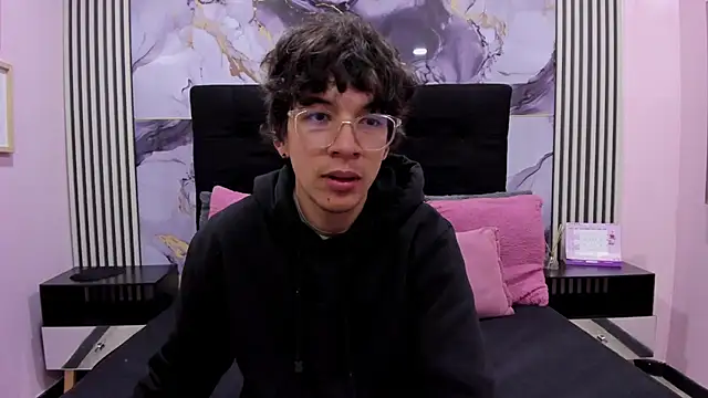 Snapshot of Desire_Ecstasy chatting on 1, 12, 2025 Desire Ecstasy online show from 1, 12, 2025