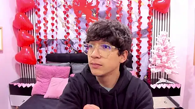 Desire Ecstasy online show from 7, 2, 2026