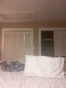 Gearsuit online show from 18, 10, 2025