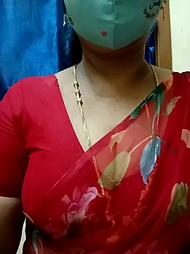 Snapshot of sushma26 chatting on 18, 7, 2026 sushma26 online show from 18, 7, 2026