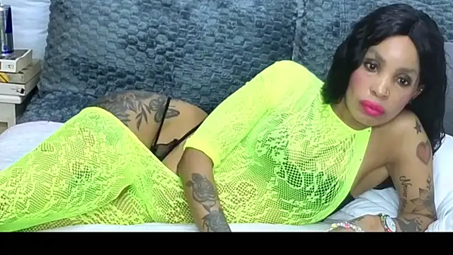 CaramelNatashaxx online show from 18, 12, 2025