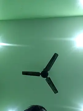 Snapshot of AnanyaKapoor89 chatting on 27, 11, 2025 AnanyaKapoor89 online show from 27, 11, 2025