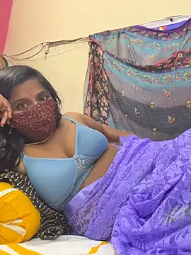 Snapshot of anubabysk12 chatting on 3, 11, 2025 anubabysk12 online show from 3, 11, 2025