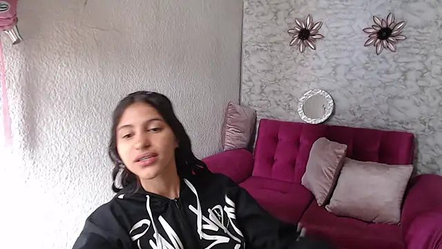 Evagirl69 online show from 3, 6, 2026