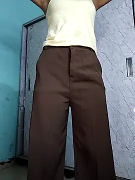 Nisha cam12 online show from 6, 10, 2025