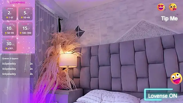 Snapshot of PauliinaBelle_ chatting on 28, 7, 2026 PauliinaBelle online show from 28, 7, 2026