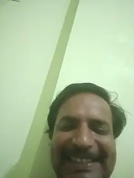 Snapshot of vardh033 chatting on 26, 9, 2025 vardh033 online show from 26, 9, 2025