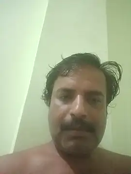 Snapshot of vardh033 chatting on 28, 9, 2025 vardh033 online show from 28, 9, 2025