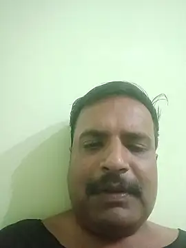 Snapshot of vardh033 chatting on 30, 9, 2025 vardh033 online show from 30, 9, 2025