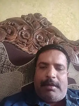 Snapshot of vardh033 chatting on 2, 10, 2025 vardh033 online show from 2, 10, 2025