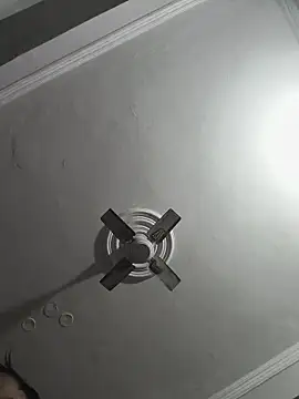 Snapshot of vardh033 chatting on 19, 11, 2025 vardh033 online show from 19, 11, 2025