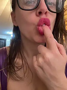 Snapshot of ladywithbigass chatting on 18, 2, 2025 ladywithbigass online show from 18, 2, 2025