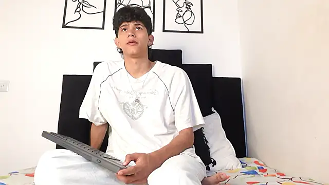 alexmark  online show from 5, 2, 2026