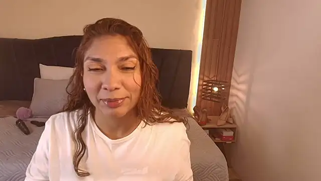 Snapshot of SexyRachel_ chatting on 2, 5, 2026 SexyRachel online show from 2, 5, 2026