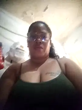 Big ass submissive online show from 26, 11, 2025