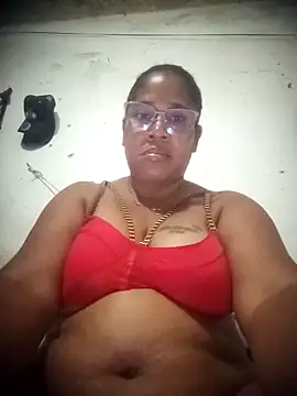 Big ass submissive online show from 14, 2, 2026