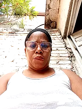 Big ass submissive online show from 4, 4, 2026