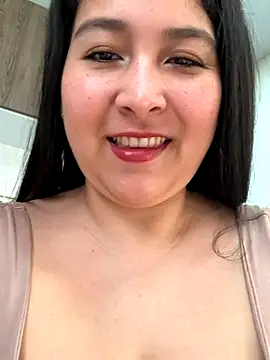 evelyn 1702 online show from 31, 10, 2025