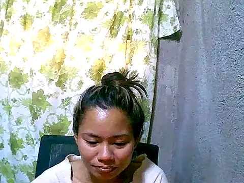 Snapshot of Sweeetgurll chatting on 15, 9, 2025 Sweeetgurll online show from 15, 9, 2025