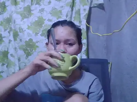 Snapshot of Sweeetgurll chatting on 8, 11, 2025 Sweeetgurll online show from 8, 11, 2025