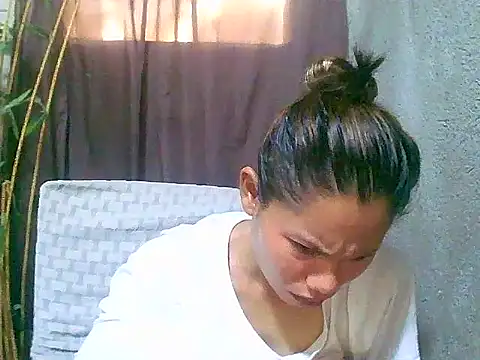 Snapshot of Sweeetgurll chatting on 2, 5, 2026 Sweeetgurll online show from 2, 5, 2026