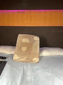 Alexia  cox online show from 30, 3, 2026