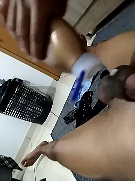 Snapshot of safadomoreno chatting on 10, 1, 2026 safadomoreno online show from 10, 1, 2026