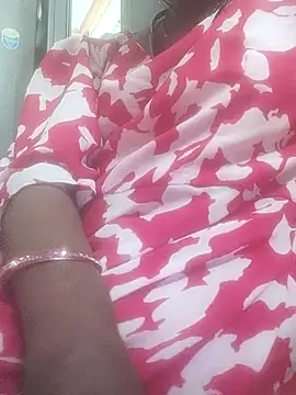 Snapshot of hotmahitha chatting on 15, 5, 2026 hotmahitha online show from 15, 5, 2026