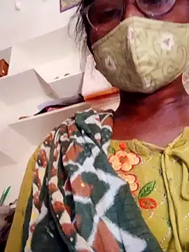 Snapshot of hotmahitha chatting on 2, 6, 2026 hotmahitha online show from 2, 6, 2026