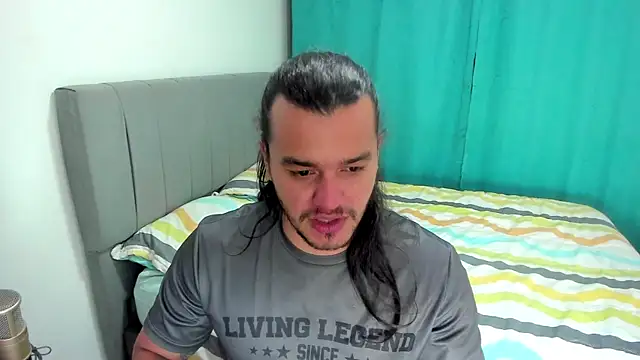 Snapshot of Loganhot21 chatting on 17, 12, 2025 Loganhot21 online show from 17, 12, 2025