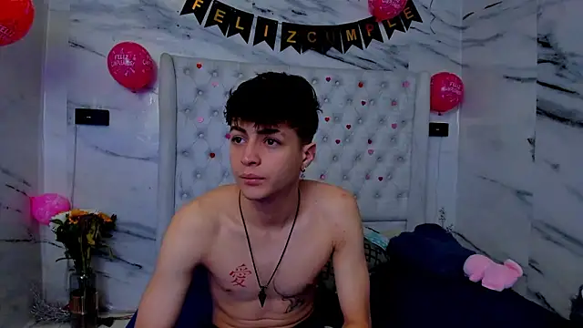 Ari and Storm online show from 22, 2, 2026