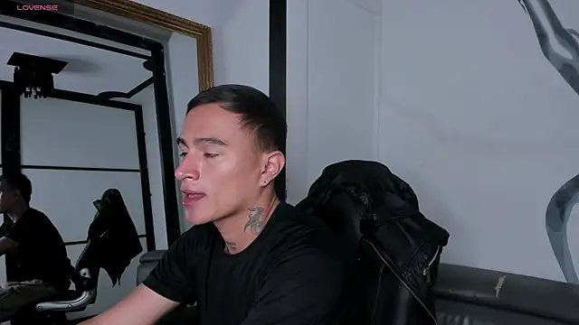 Snapshot of LiamDeep chatting on 28, 9, 2025 LiamDeep online show from 28, 9, 2025