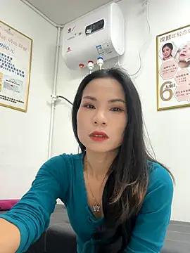 Baby-mmm online show from 11, 11, 2025