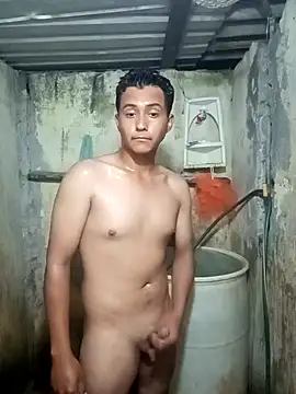 Snapshot of lalop221 chatting on 6, 2, 2026 lalop221 online show from 6, 2, 2026