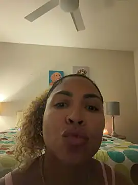 Snapshot of bobbiebbb chatting on 31, 7, 2026 bobbiebbb online show from 31, 7, 2026